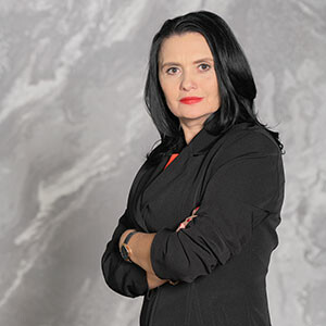 dr Izabella Tymińska