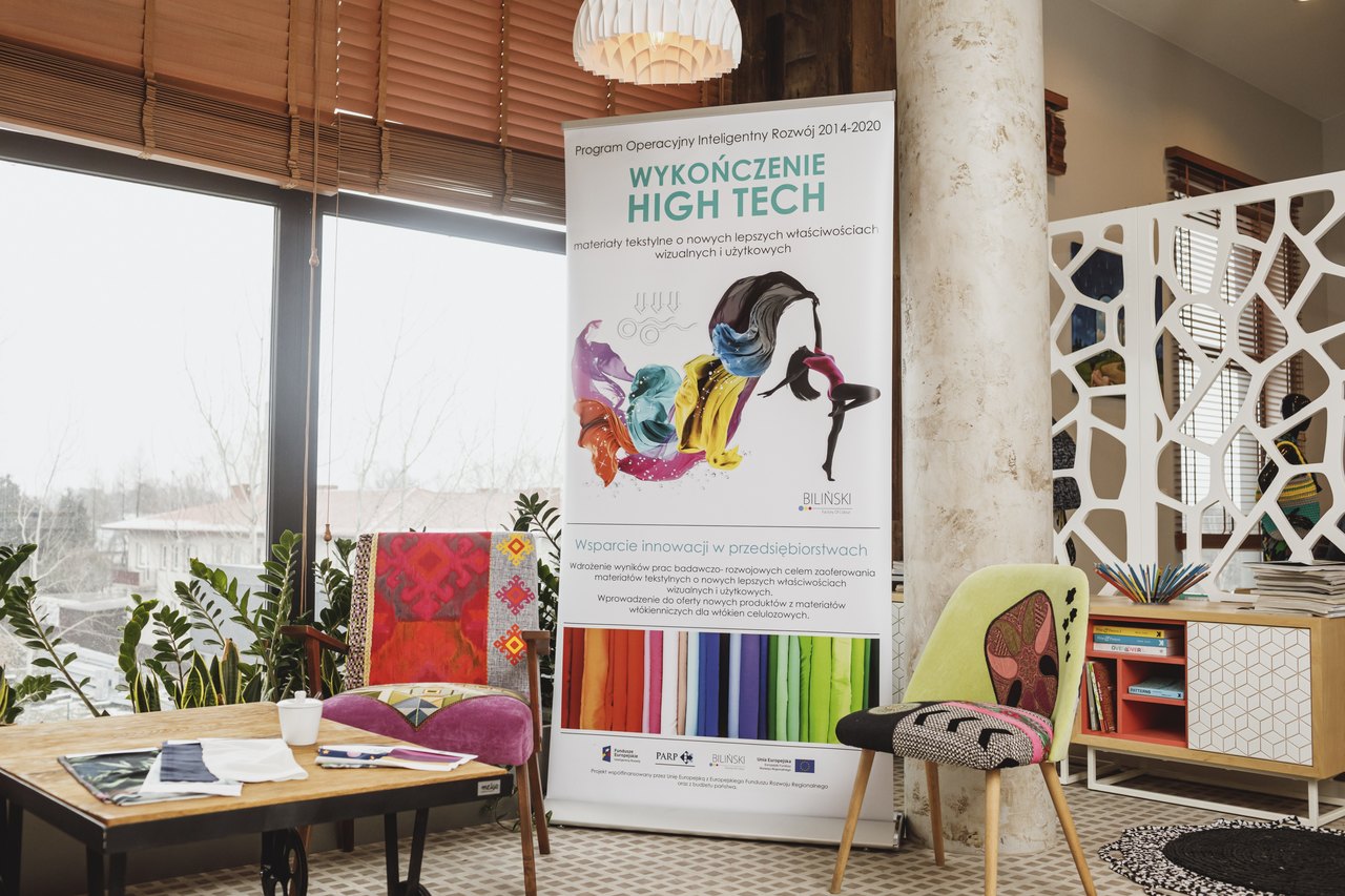 Widok na wnętrze pomieszczenia