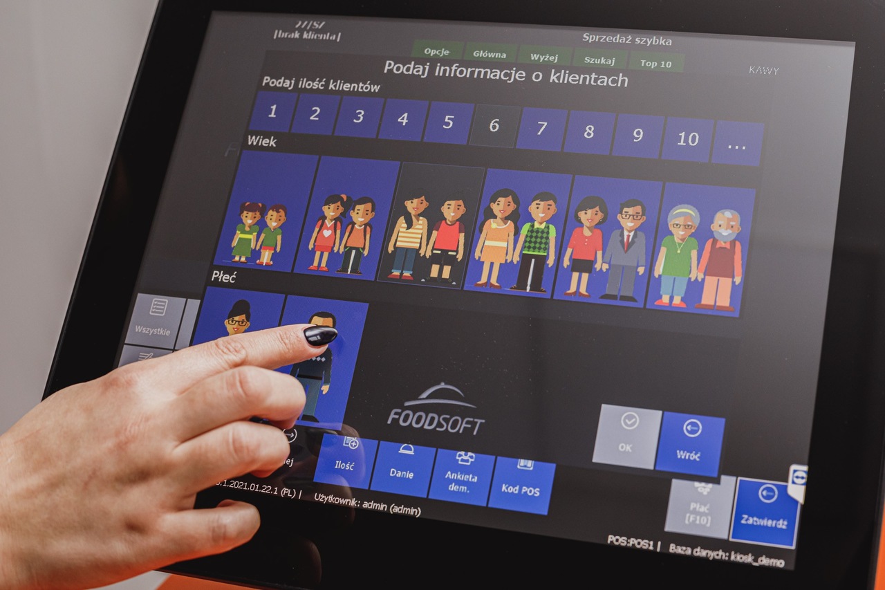 Ekran komputera otwarty na stronie