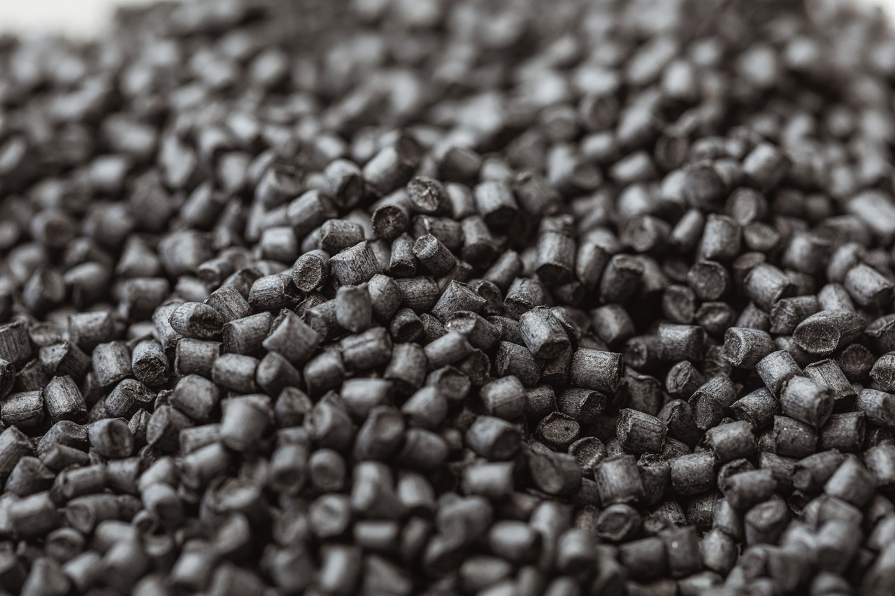 Rozrzucony grafitowy kompozyt